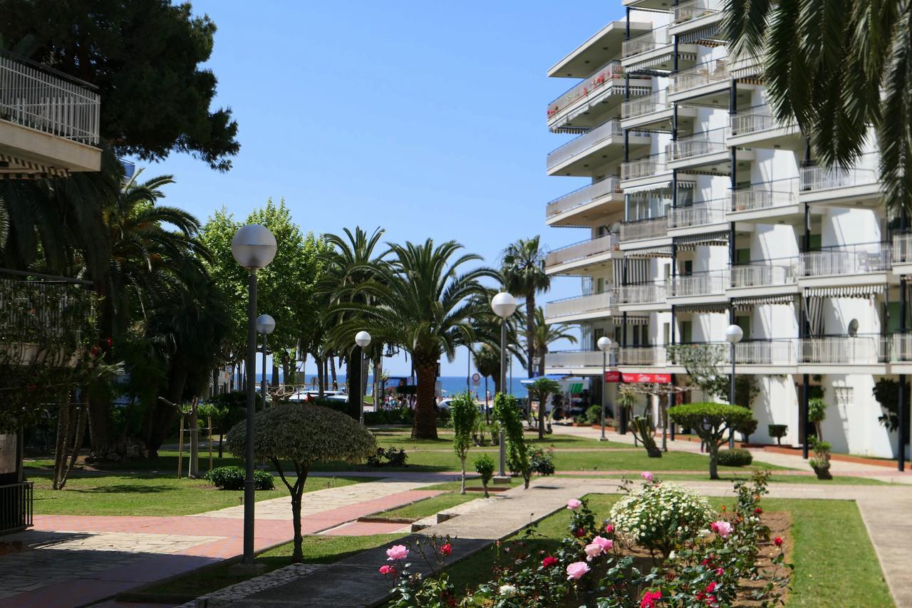 Rentalmar Aries Plus Salou Exterior foto